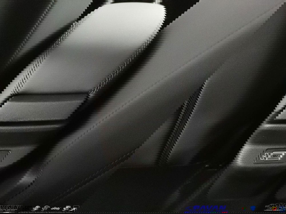 Jeep Avenger nuova a Padova (20)