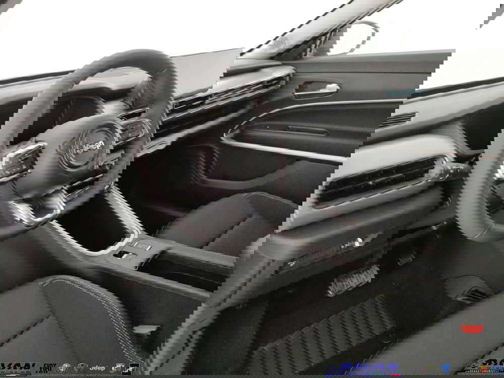 Jeep Avenger nuova a Padova (8)