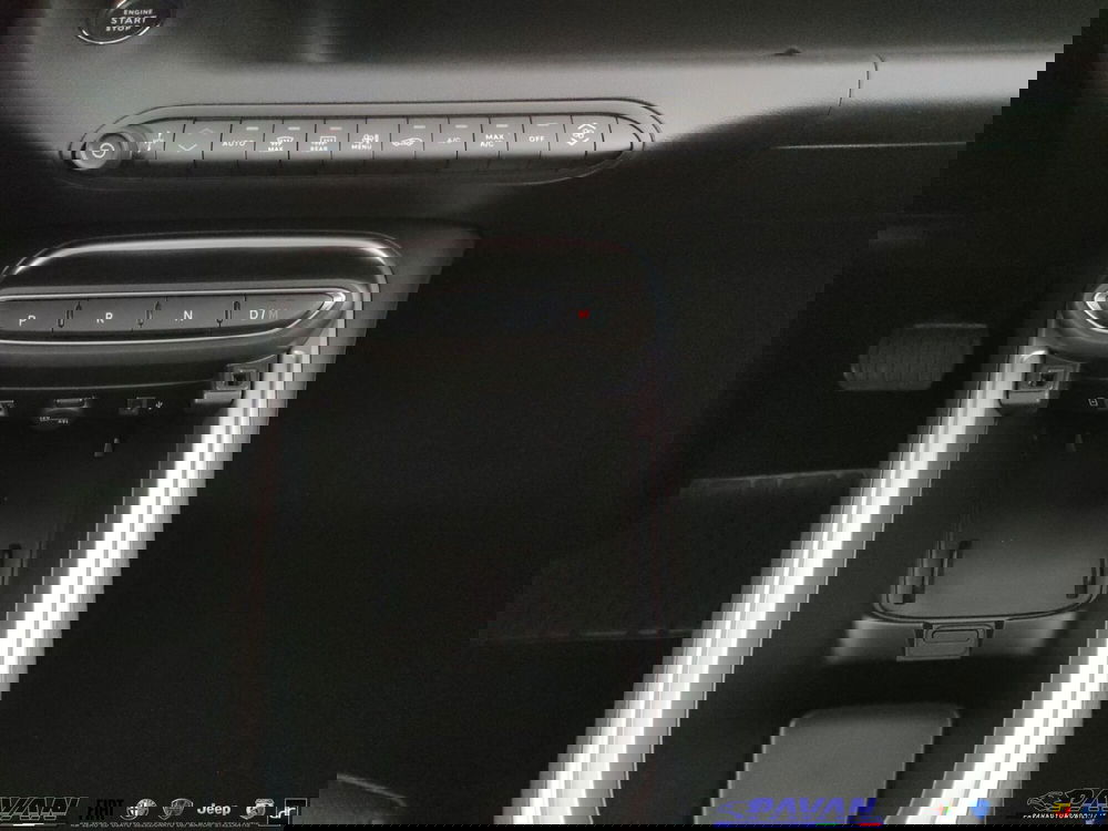 Jeep Avenger nuova a Padova (16)