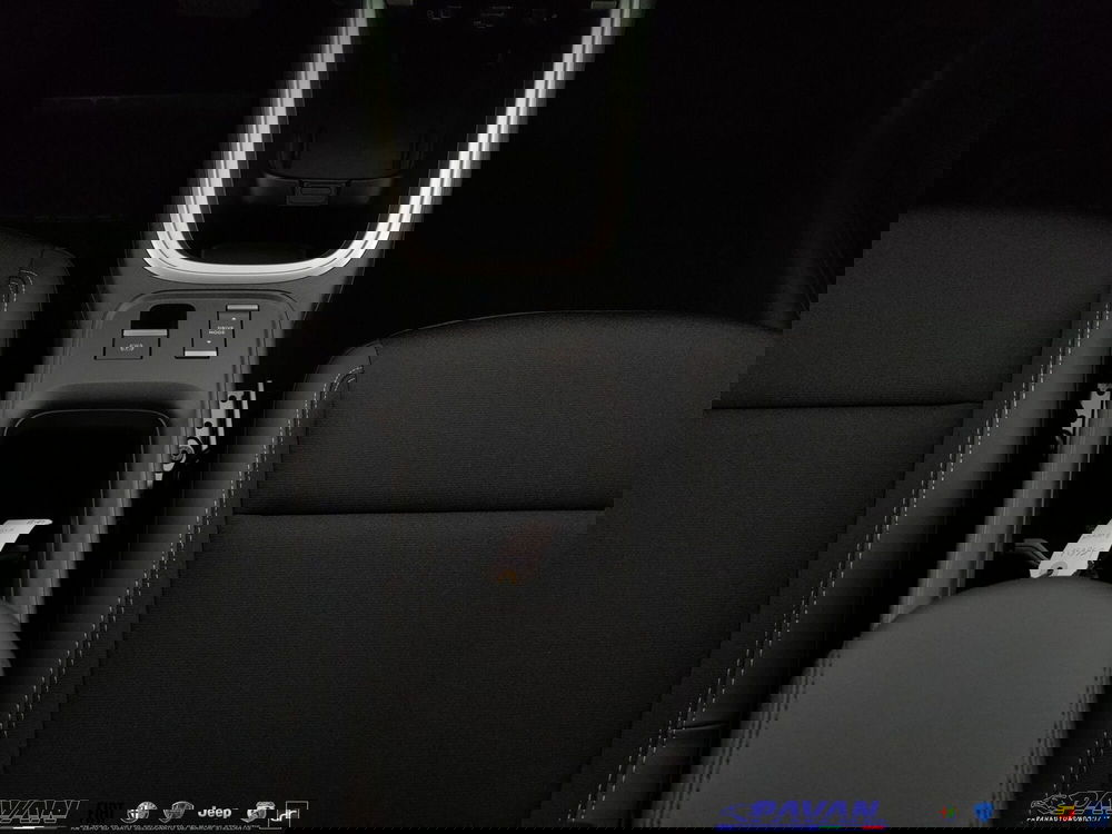 Jeep Avenger nuova a Padova (17)