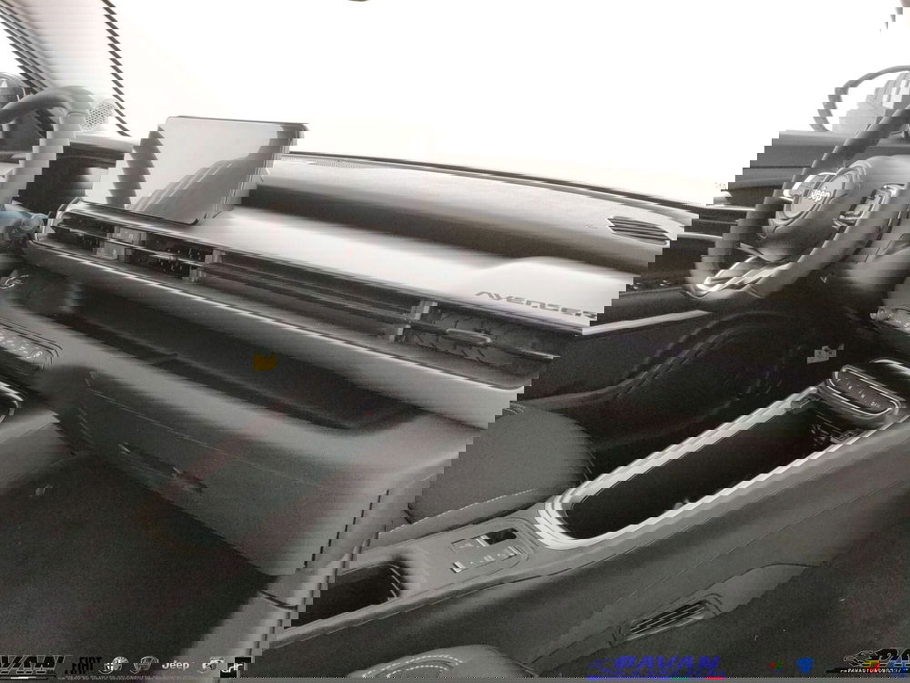 Jeep Avenger nuova a Padova (7)