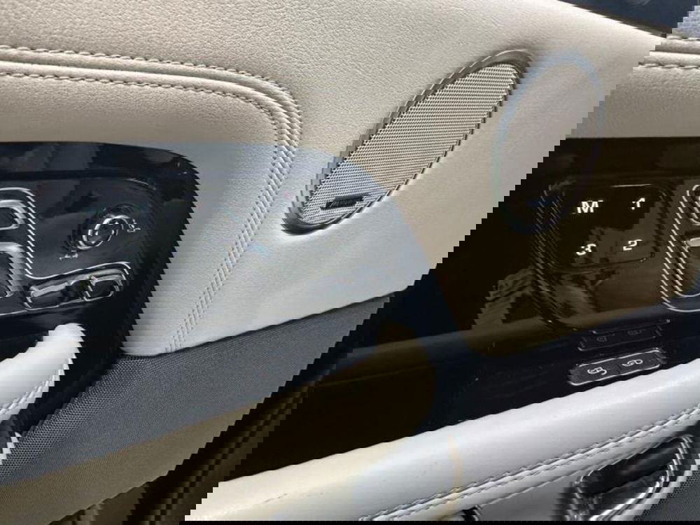 Land Rover Range Rover usata a Venezia (11)