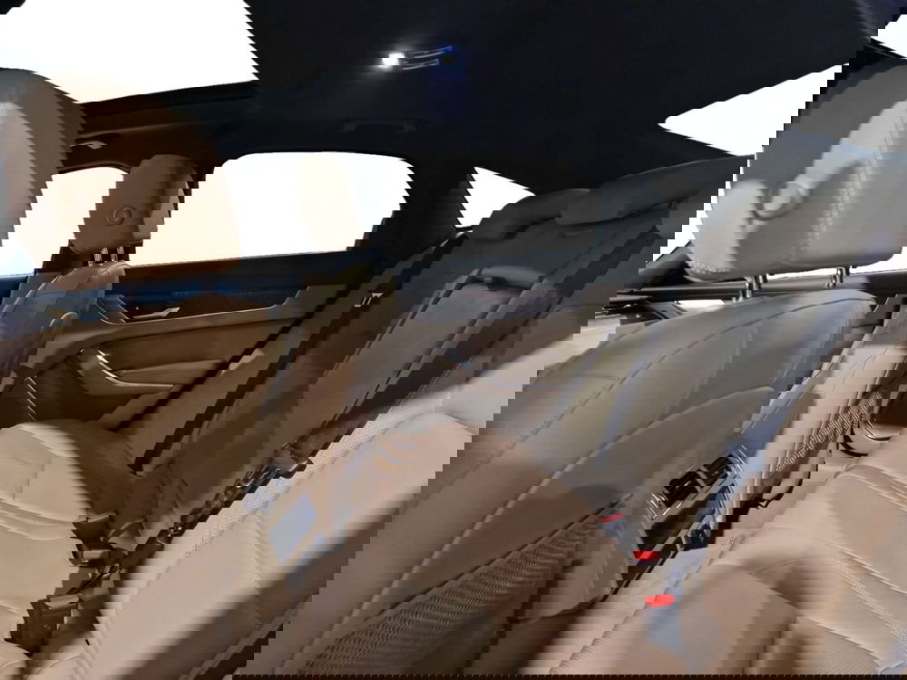 Jaguar XF usata a Livorno (5)