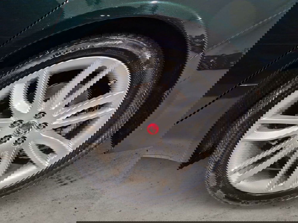 Jaguar XF usata a Livorno (9)