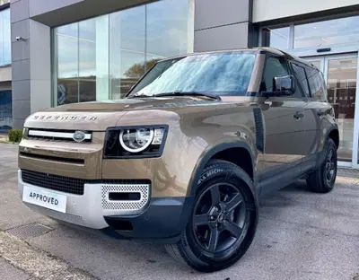 Land Rover Defender 110 3.0D I6 200 CV AWD Auto X-Dynamic S del 2021 usata a Pesaro