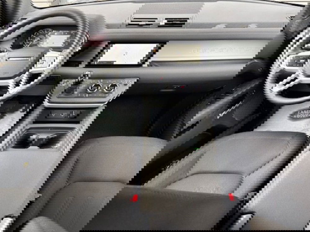 Land Rover Defender usata a Pesaro-Urbino (4)