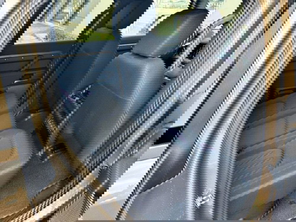 Land Rover Defender usata a Pesaro-Urbino (5)