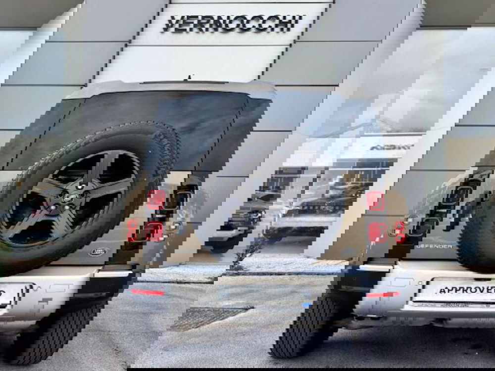 Land Rover Defender usata a Pesaro-Urbino (7)