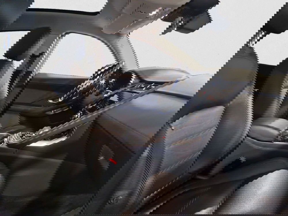 Jaguar E-Pace usata a Firenze (3)