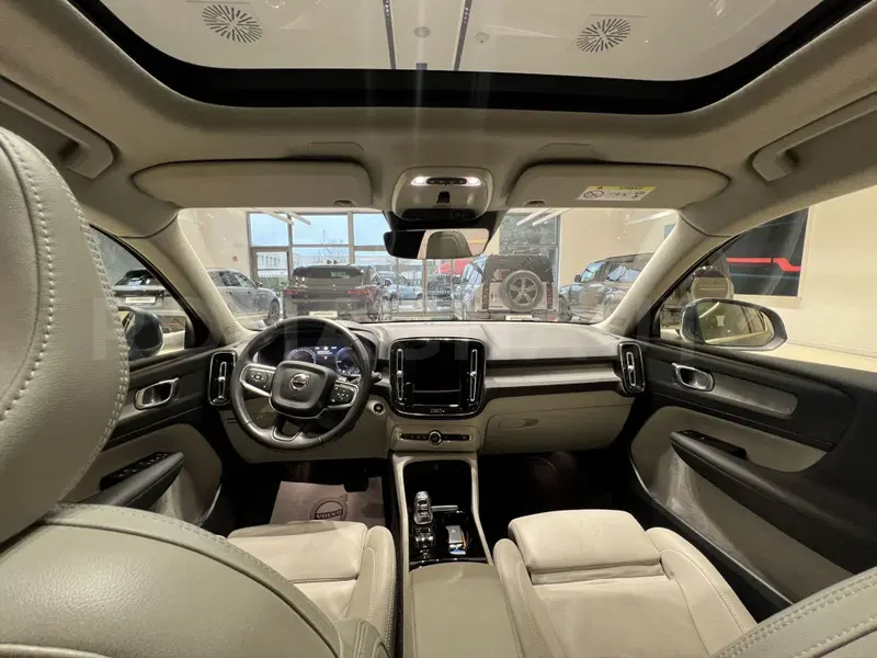 Volvo XC40 usata a Forlì-Cesena (13)
