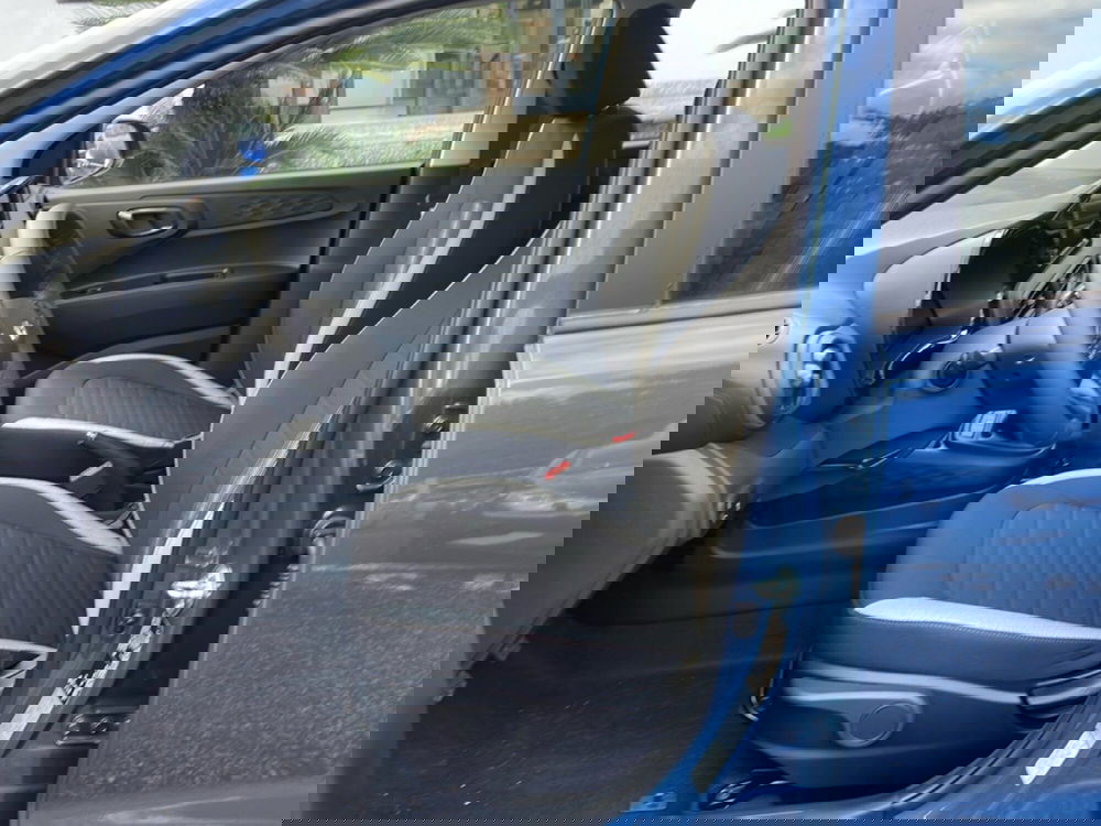 Hyundai i10 nuova a Roma (14)