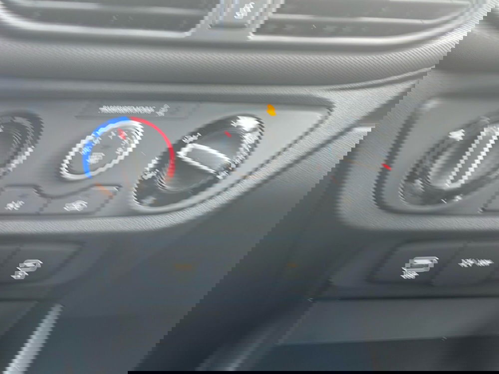 Hyundai i10 nuova a Roma (19)