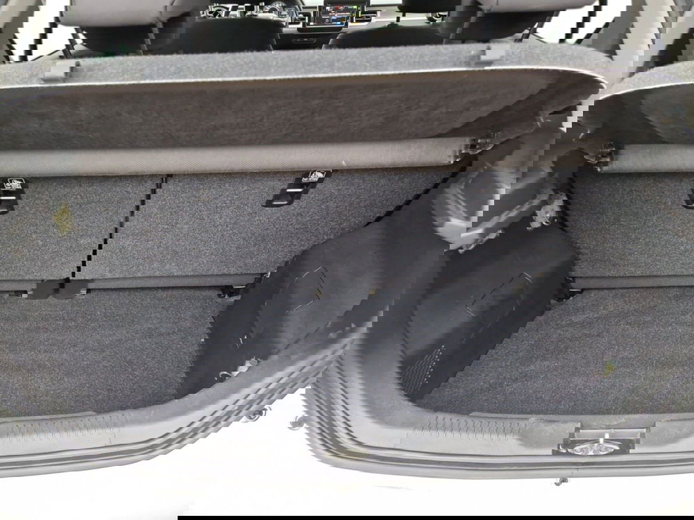 Suzuki Ignis usata a Siena (10)