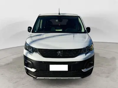 Peugeot Rifter Mix BlueHDi 100 PC Allure Standard del 2023 usata a Parete