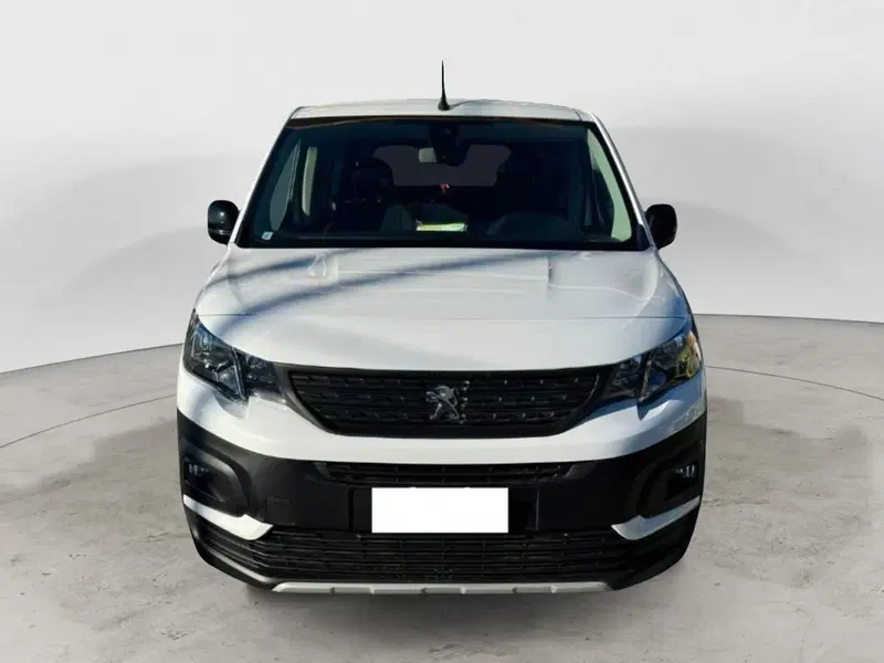 Peugeot Rifter usata a Caserta