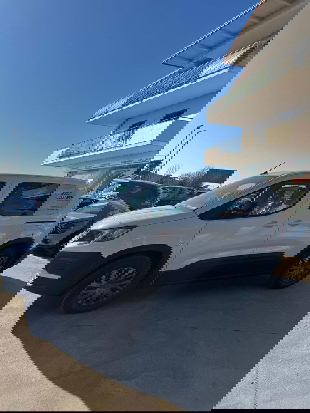 Peugeot Rifter usata a Caserta (2)