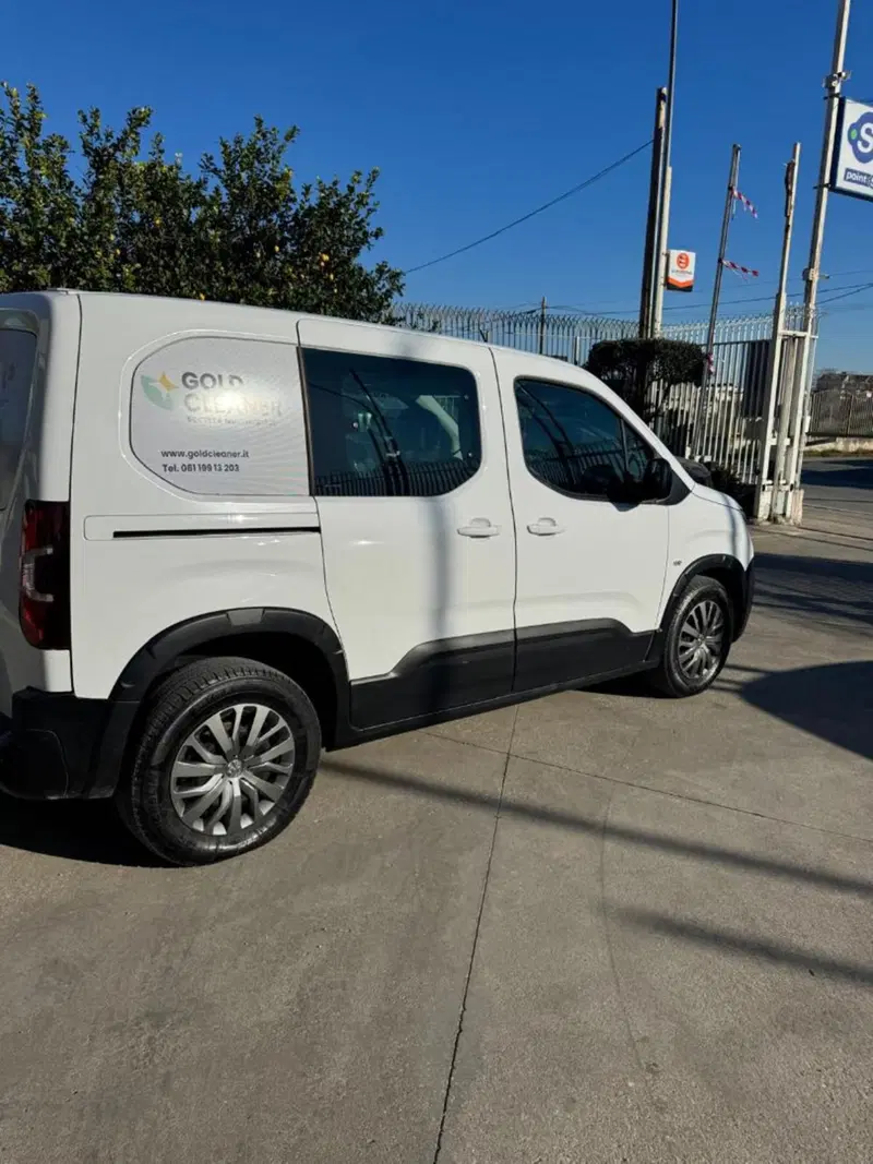 Peugeot Rifter usata a Caserta (6)