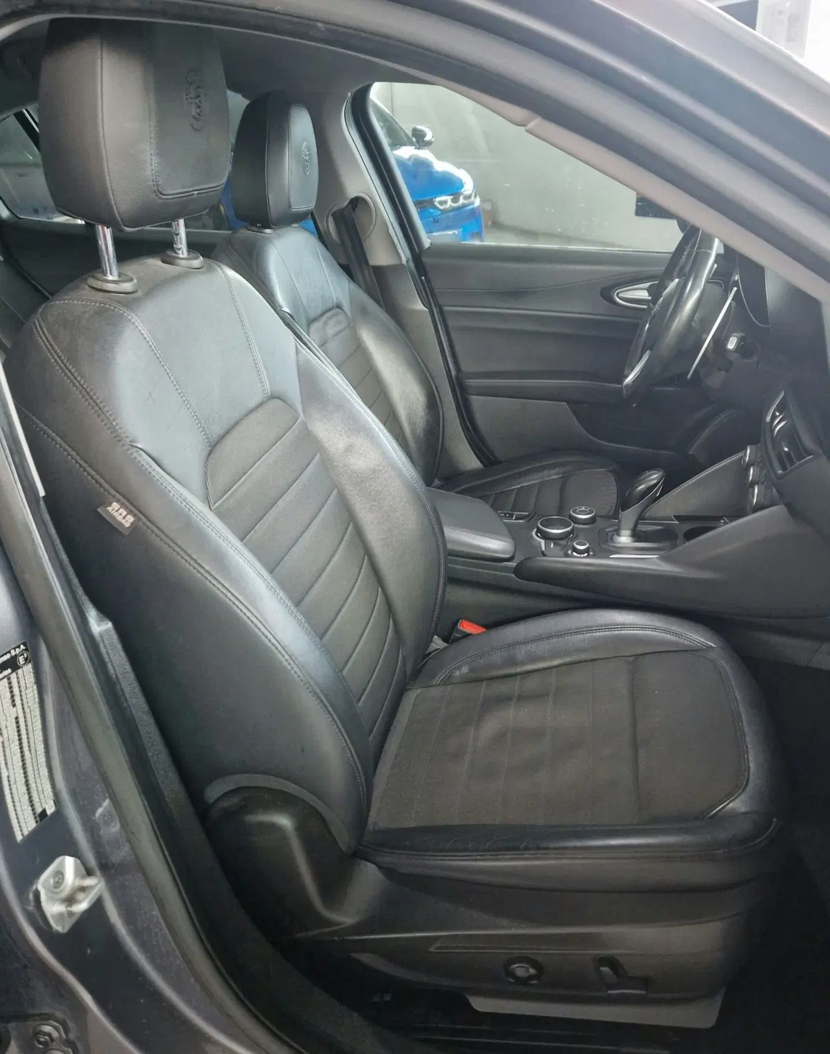 Alfa Romeo Giulia usata a Terni (8)