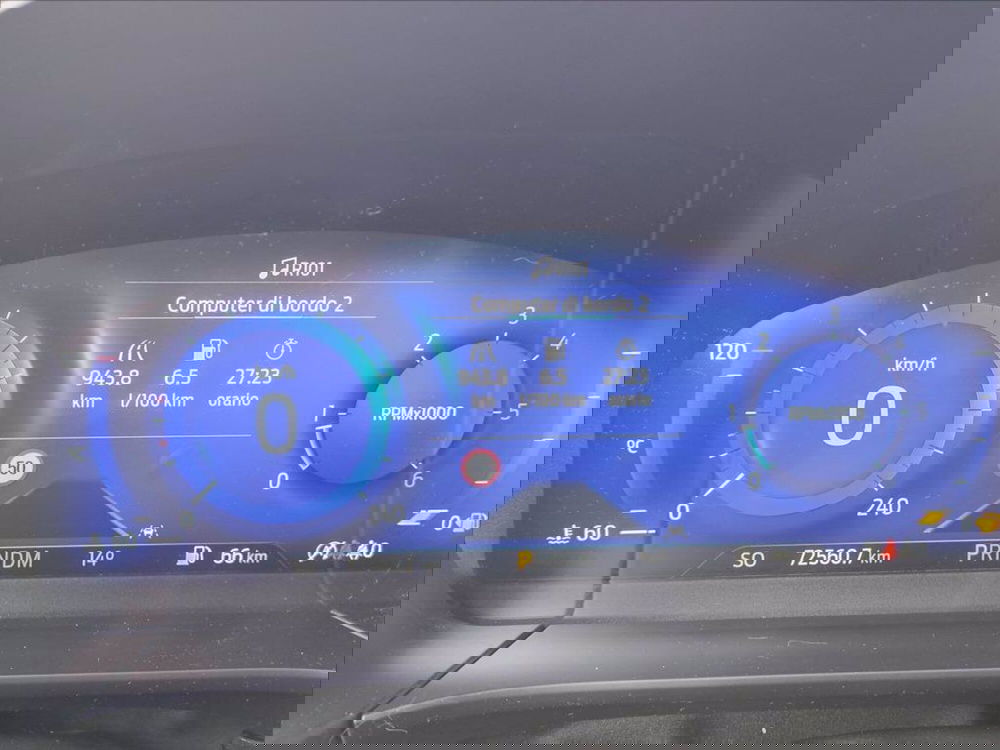 Ford Kuga usata a Milano (11)