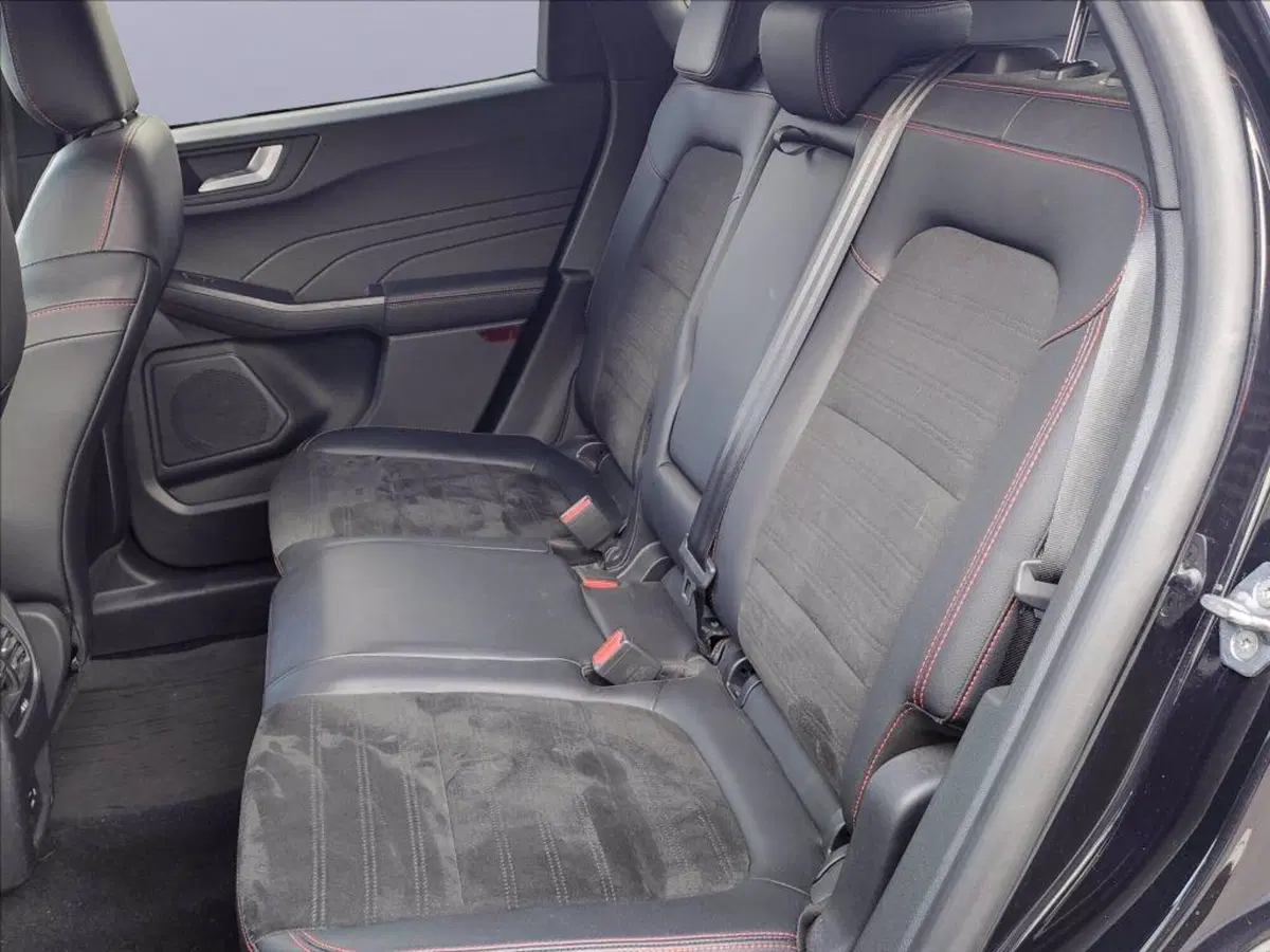 Ford Kuga usata a Milano (11)