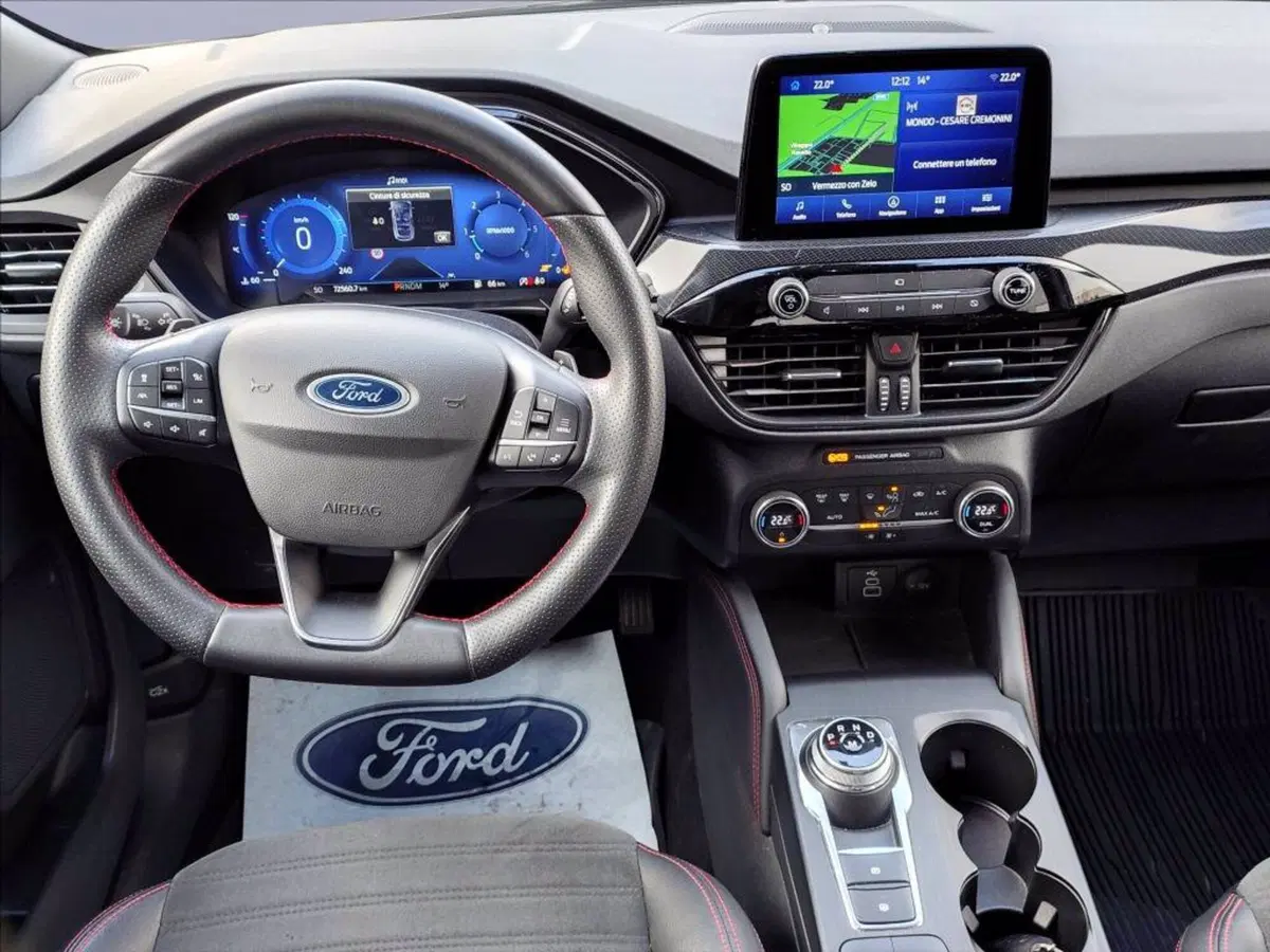 Ford Kuga usata a Milano (12)