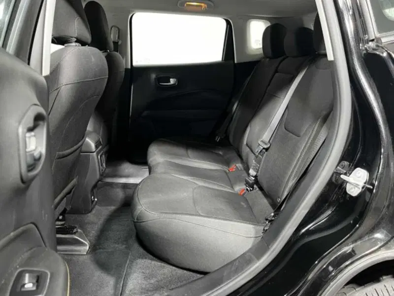 Jeep Compass usata a Sondrio (11)