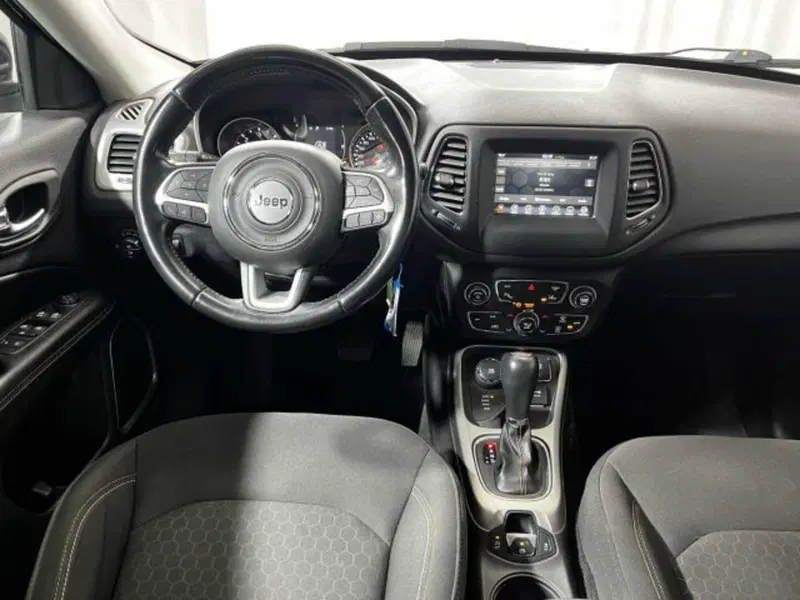 Jeep Compass usata a Sondrio (13)