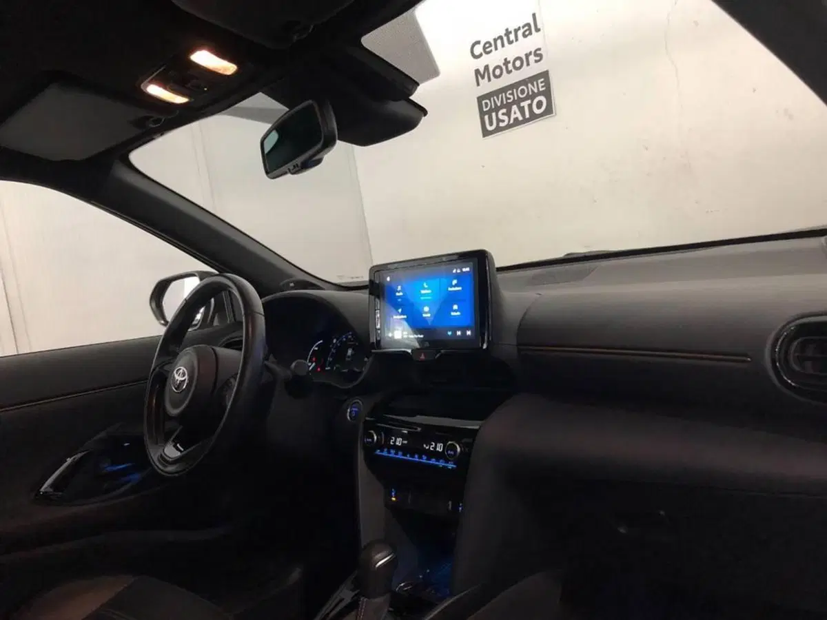 Toyota Yaris Cross usata a Torino (13)