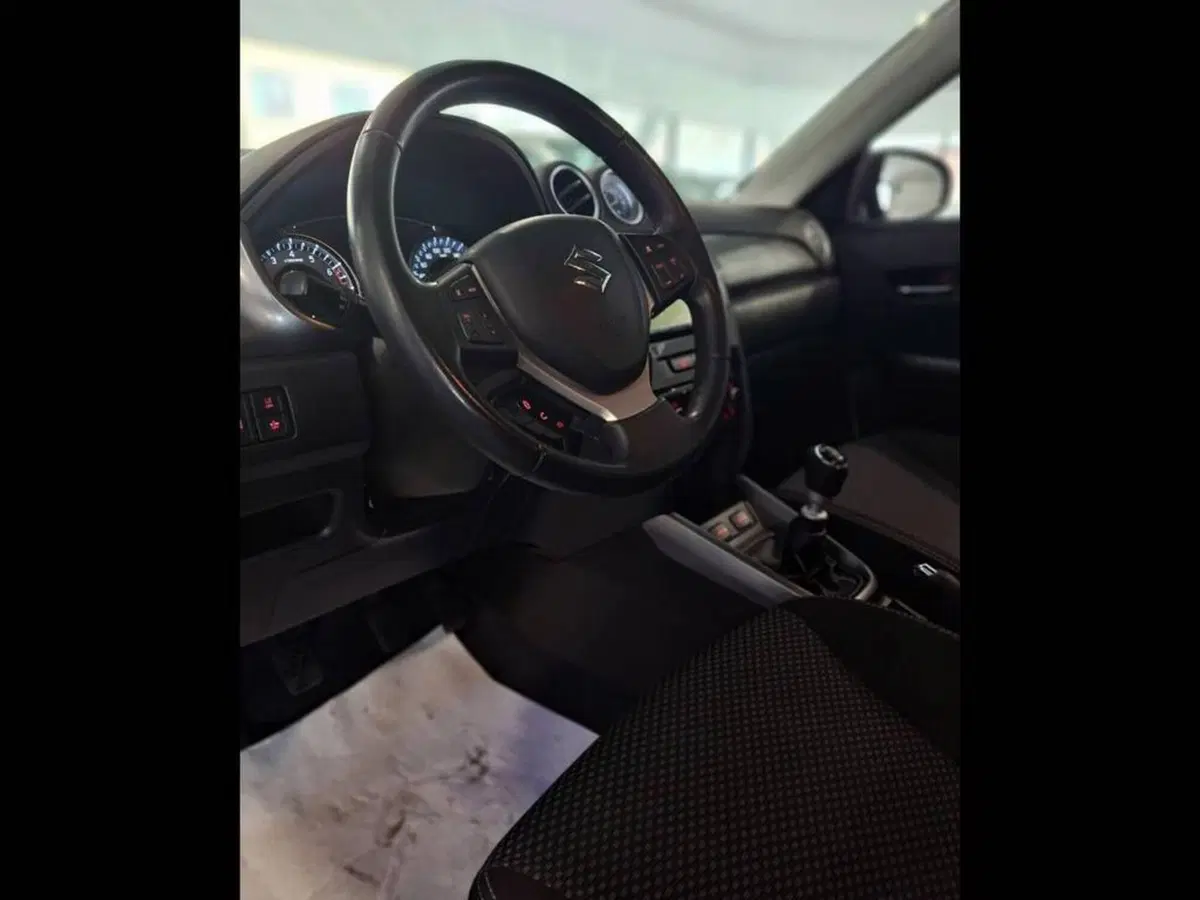Suzuki Vitara usata a Torino (11)