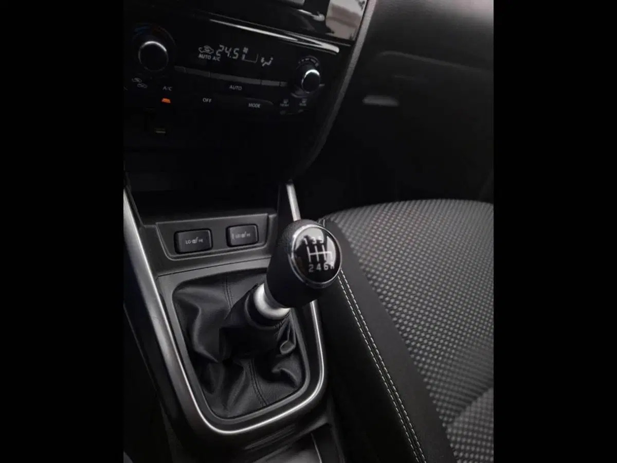 Suzuki Vitara usata a Torino (8)