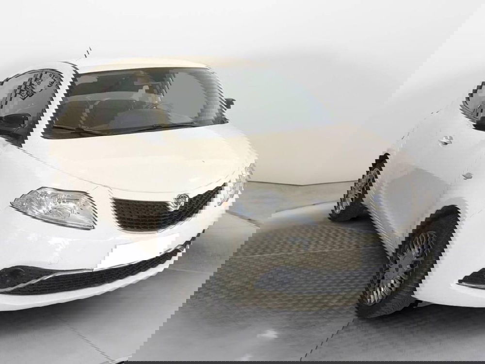 Lancia Ypsilon usata a Torino (3)