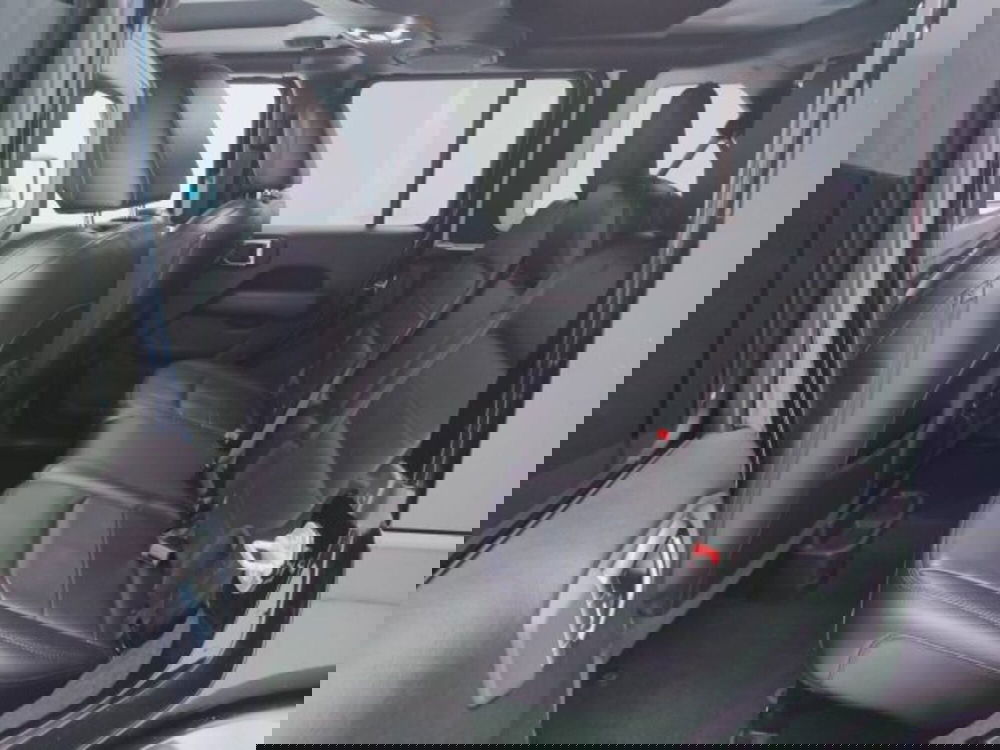 Jeep Wrangler Unlimited usata a Teramo (8)