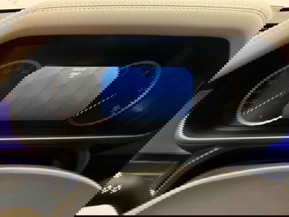 Land Rover Defender usata a Lucca (7)