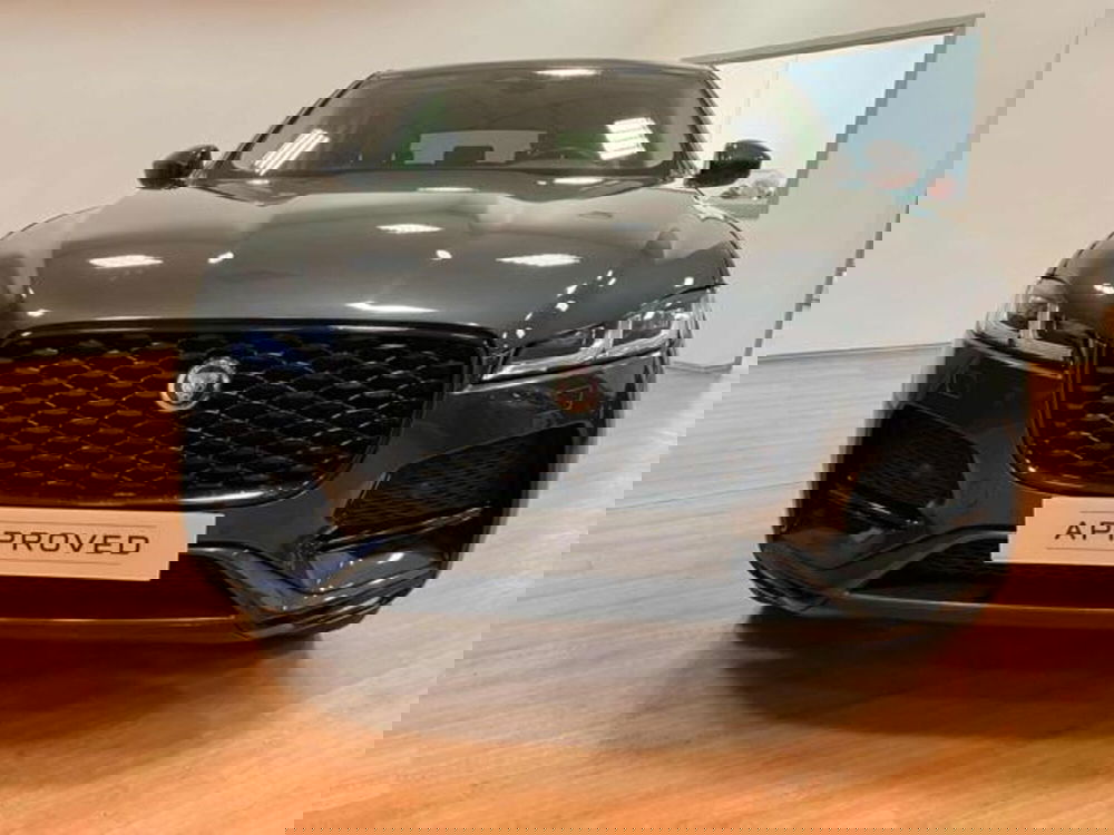 Jaguar F-Pace usata a Lucca (2)