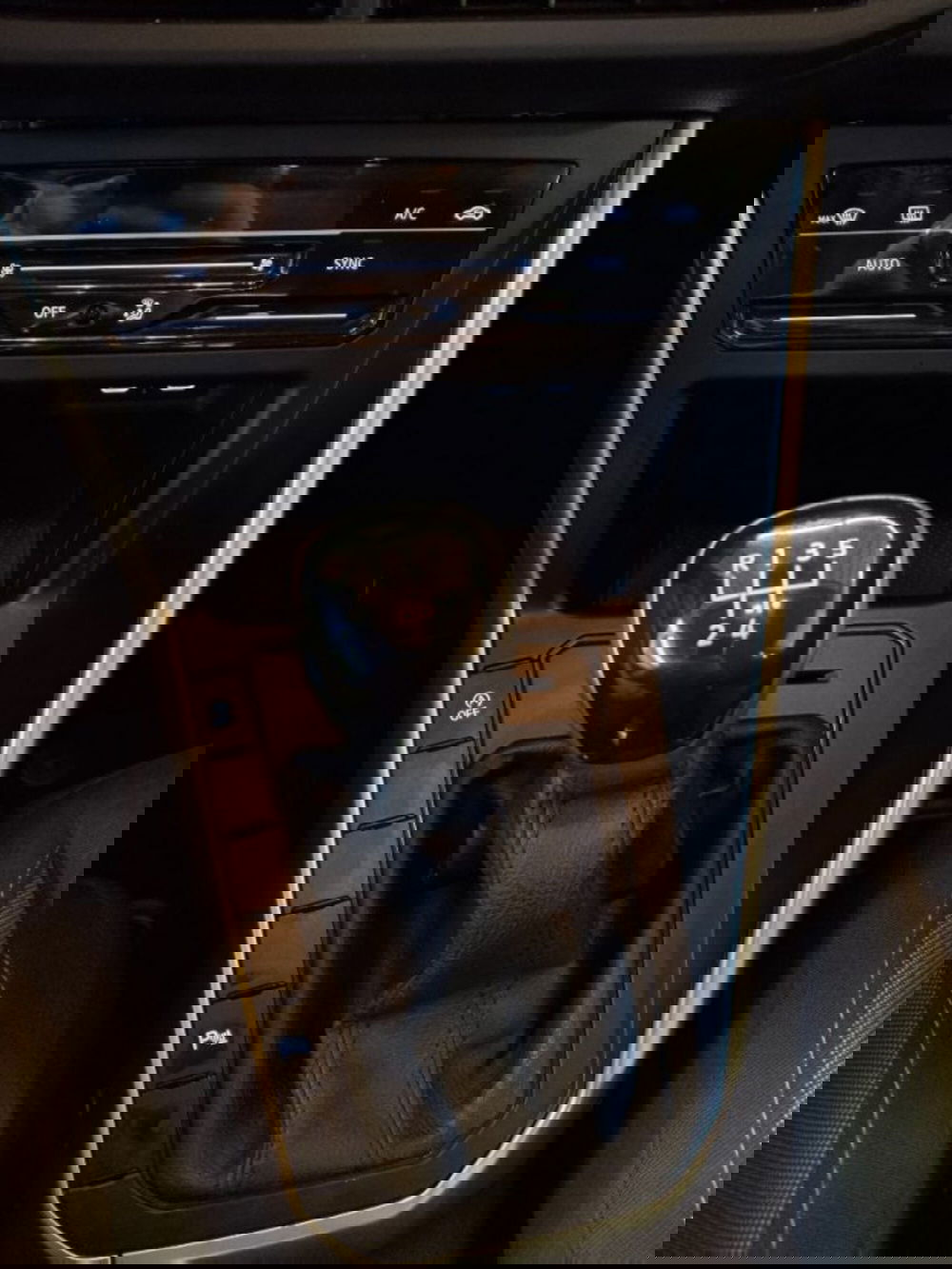 Volkswagen Polo usata a Vicenza (16)