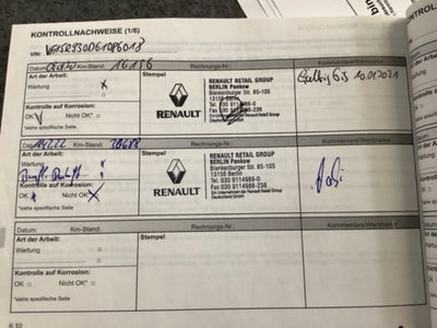 Renault Clio TCe 220CV EDC 5 porte Energy R.S. Trophy del 2018 usata a Boves