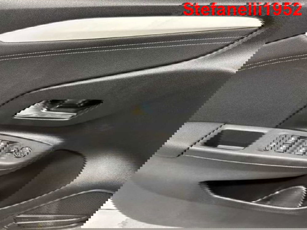 Opel Corsa nuova a Bologna (10)