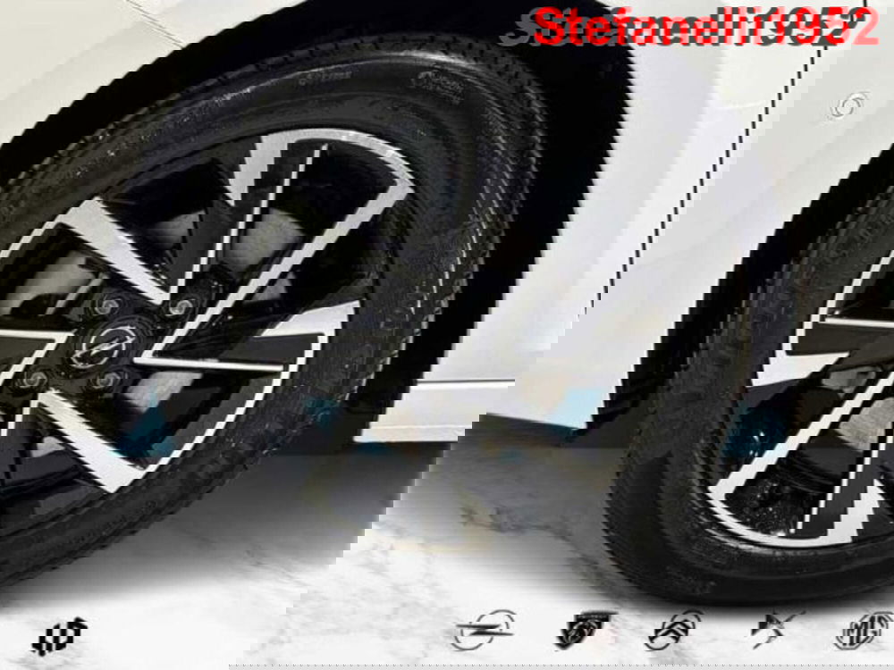 Opel Corsa nuova a Bologna (8)