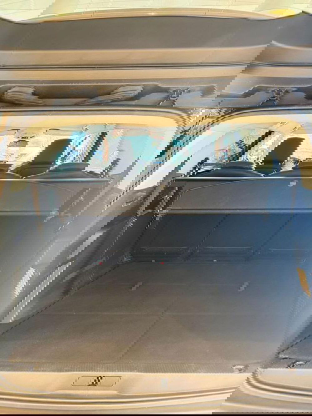 Peugeot 5008 usata a Sassari (14)