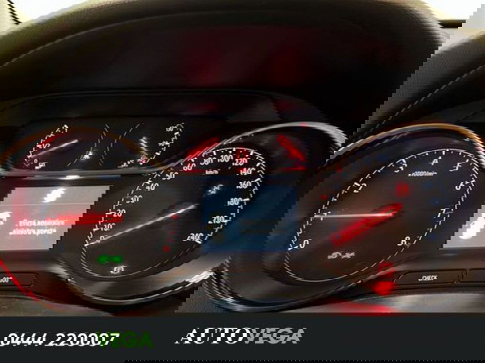 Opel Crossland X usata a Vicenza (12)