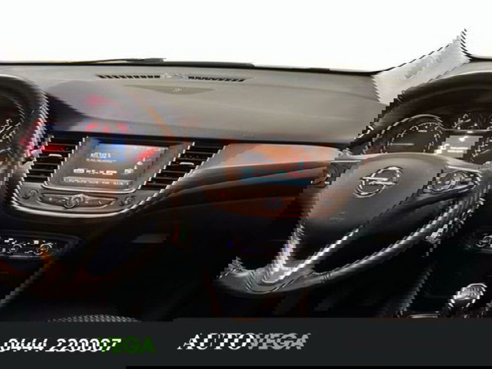 Opel Crossland X usata a Vicenza (9)