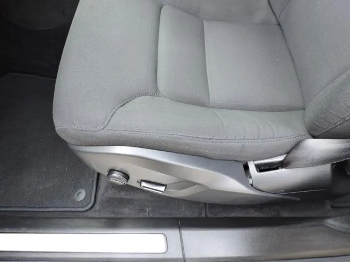 Volvo XC60 usata a Firenze (15)