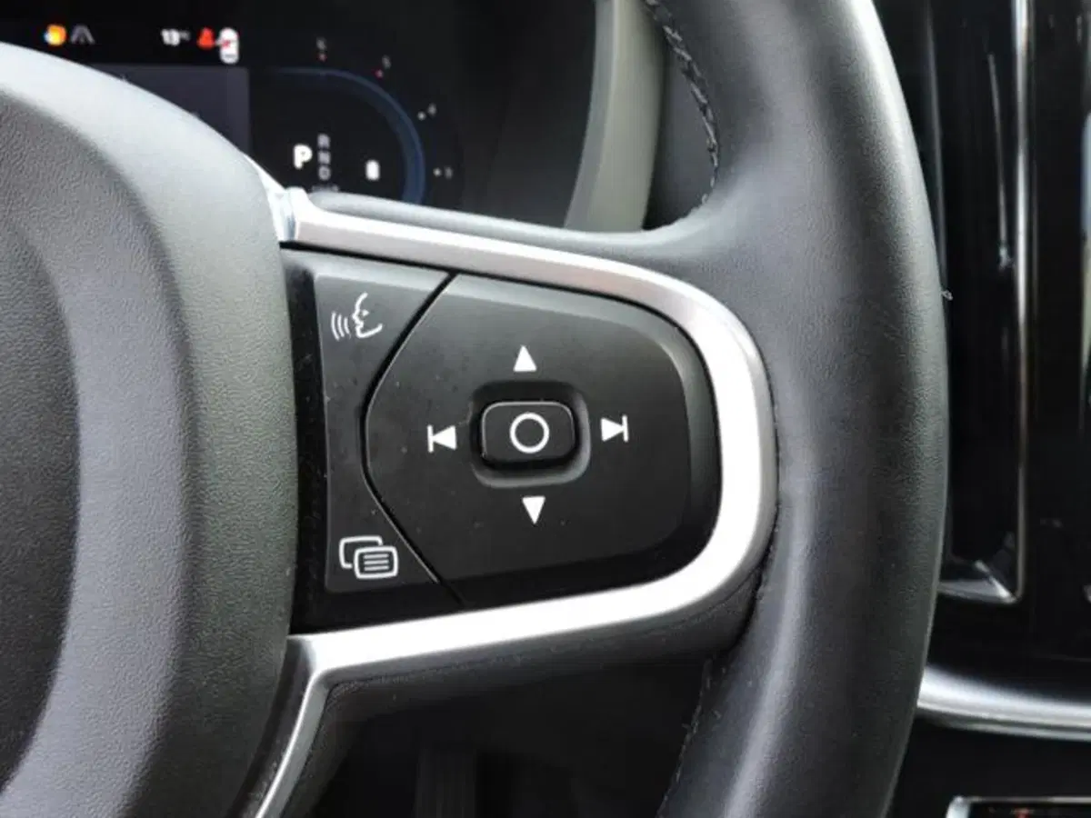 Volvo XC60 usata a Firenze (17)