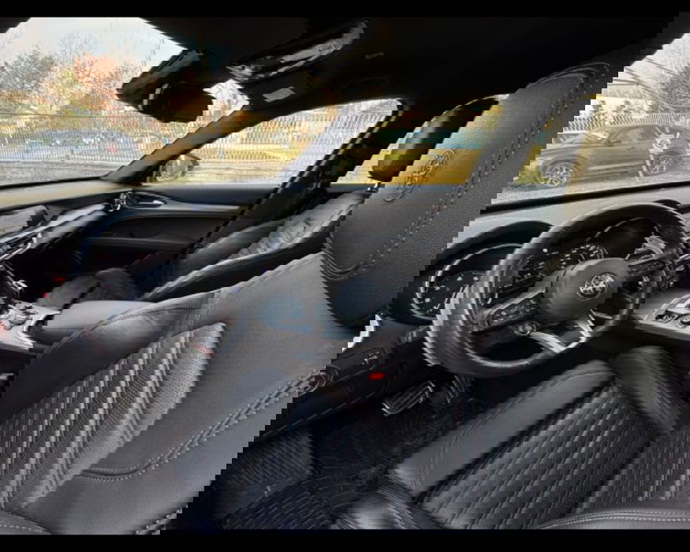 Alfa Romeo Stelvio usata a Bologna (13)