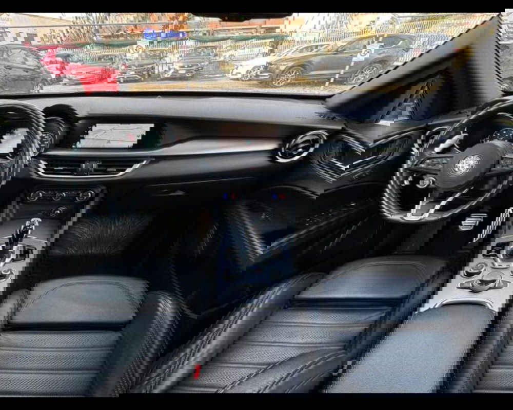 Alfa Romeo Stelvio usata a Bologna (17)