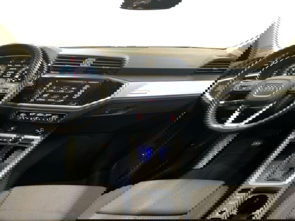 Audi Q3 Sportback usata a Bologna (9)