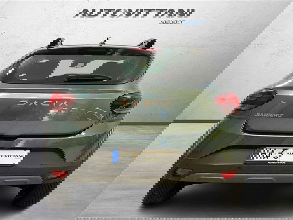 Dacia Sandero Stepway nuova a Como (4)