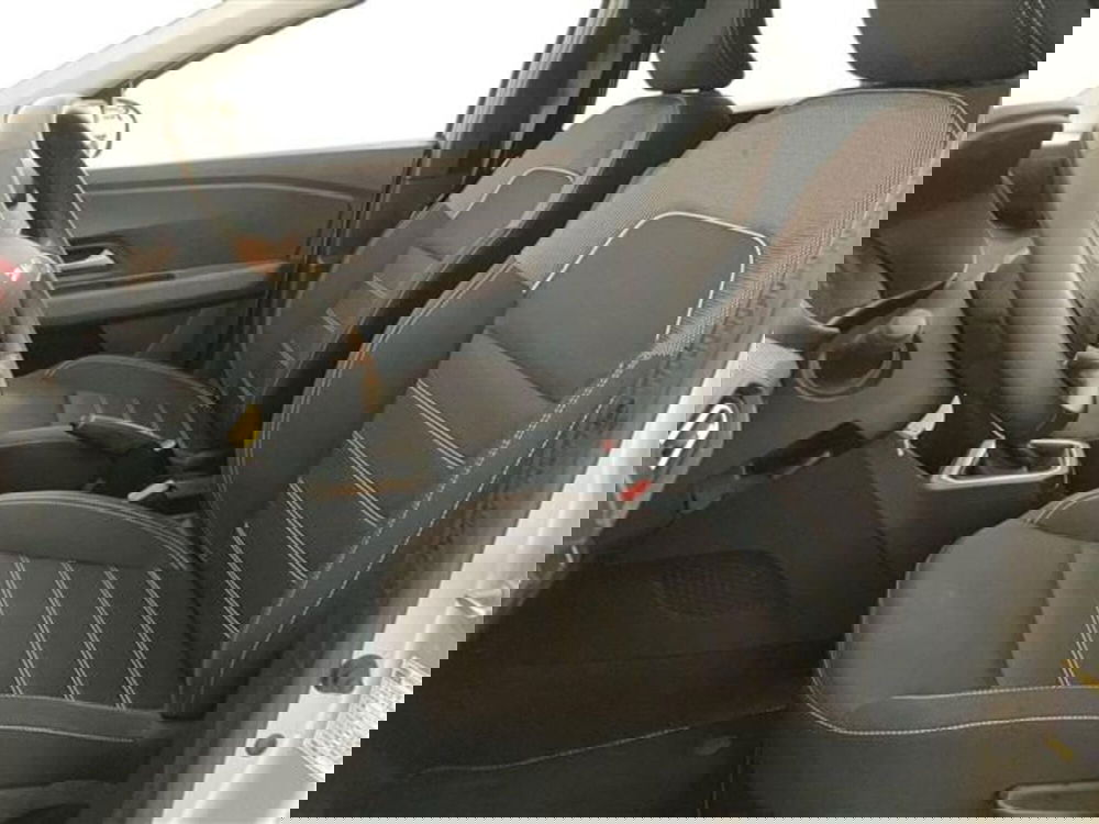 Dacia Jogger usata a Como (10)