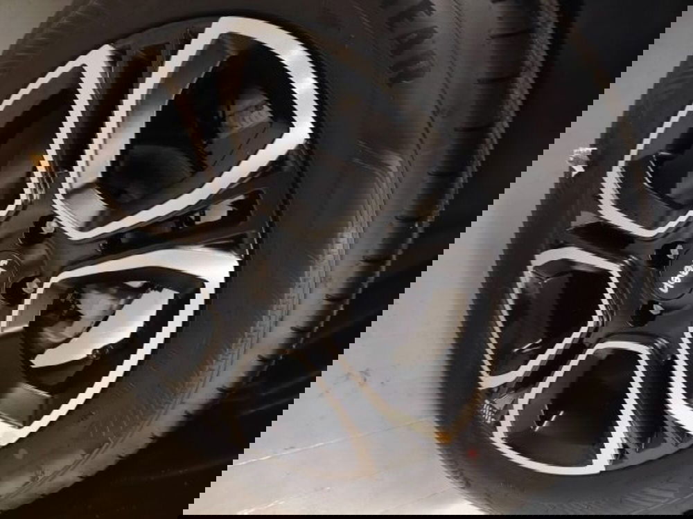 Jeep Avenger nuova a Forlì-Cesena (11)