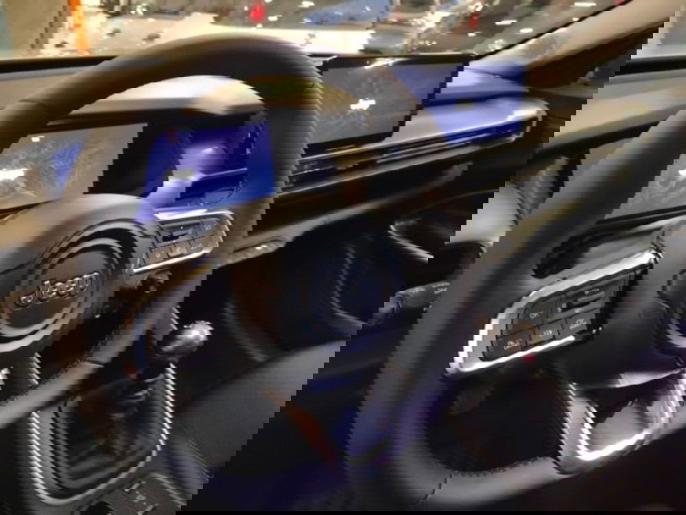 Jeep Avenger nuova a Forlì-Cesena (16)